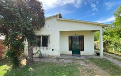 Casa con Parque en Venta J.Fernandez 232 San Jacinto