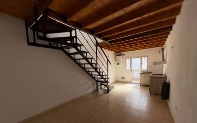 Departamento en Alquiler-Chacabuco 419 Barrio Dallera